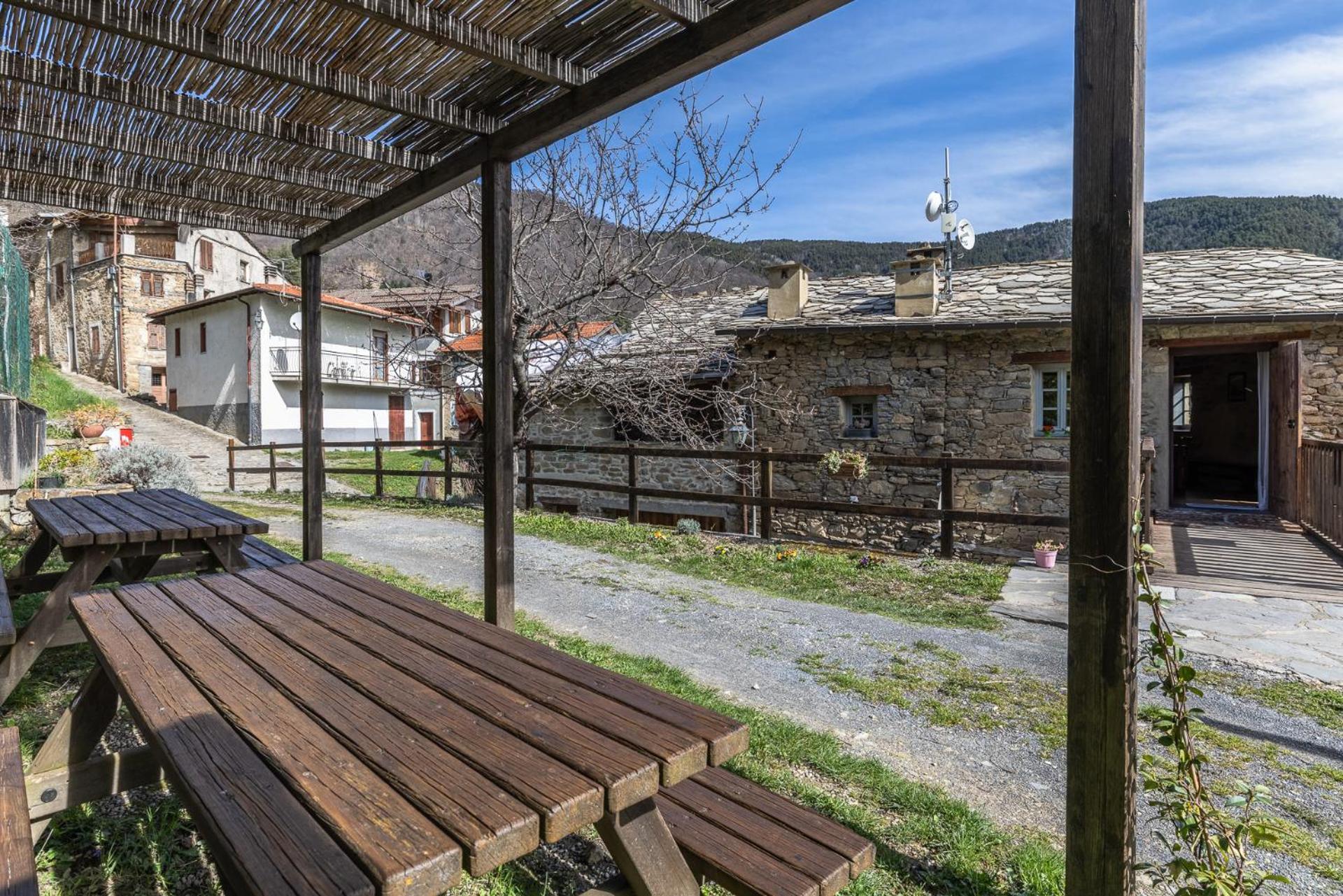 Rifugio Ca' Da Cardella Hotell Mendatica Exteriör bild